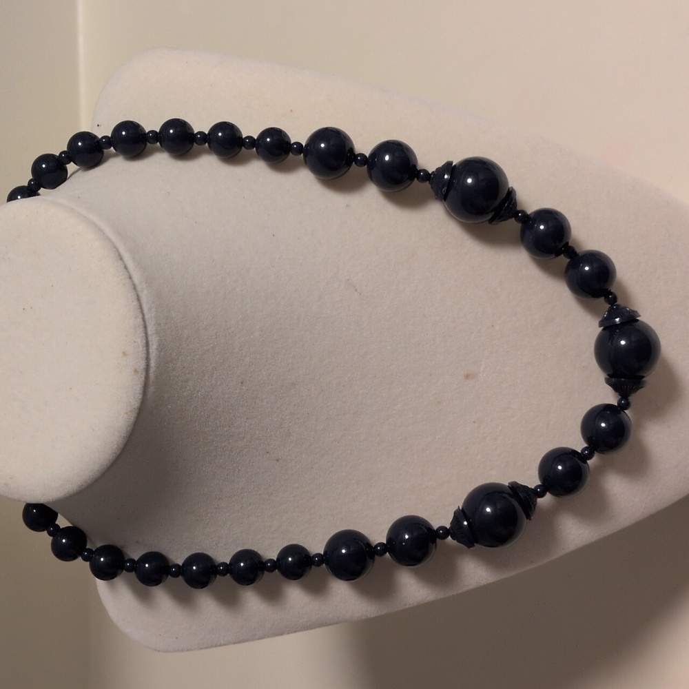 Vintage Genuine Lucite Navy Blue Beaded‎ Necklace